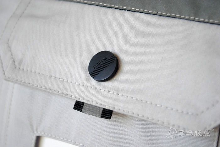 國投集團工作服兜蓋細(xì)節(jié)圖