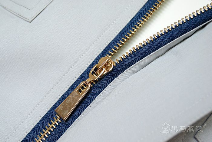 國投集團工作服-高檔金屬拉鏈細(xì)節(jié)圖